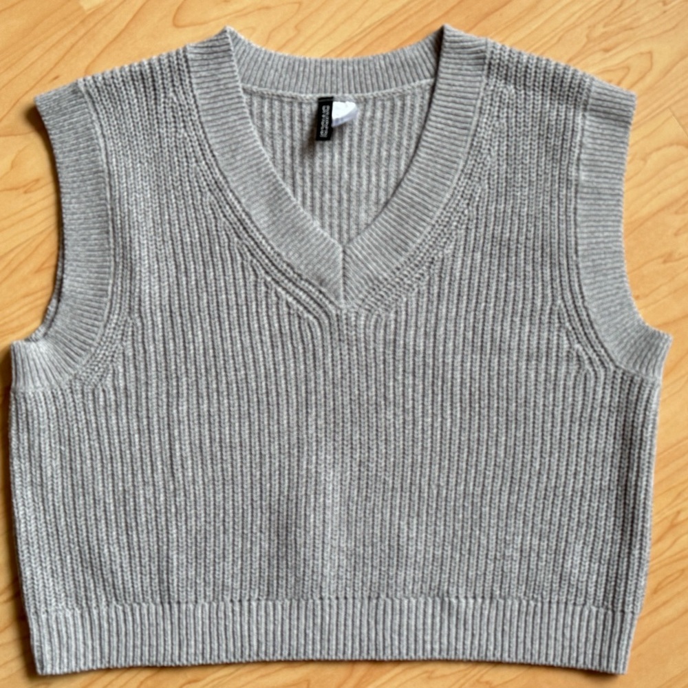 Gray Ribbed Knit Sweater Vest